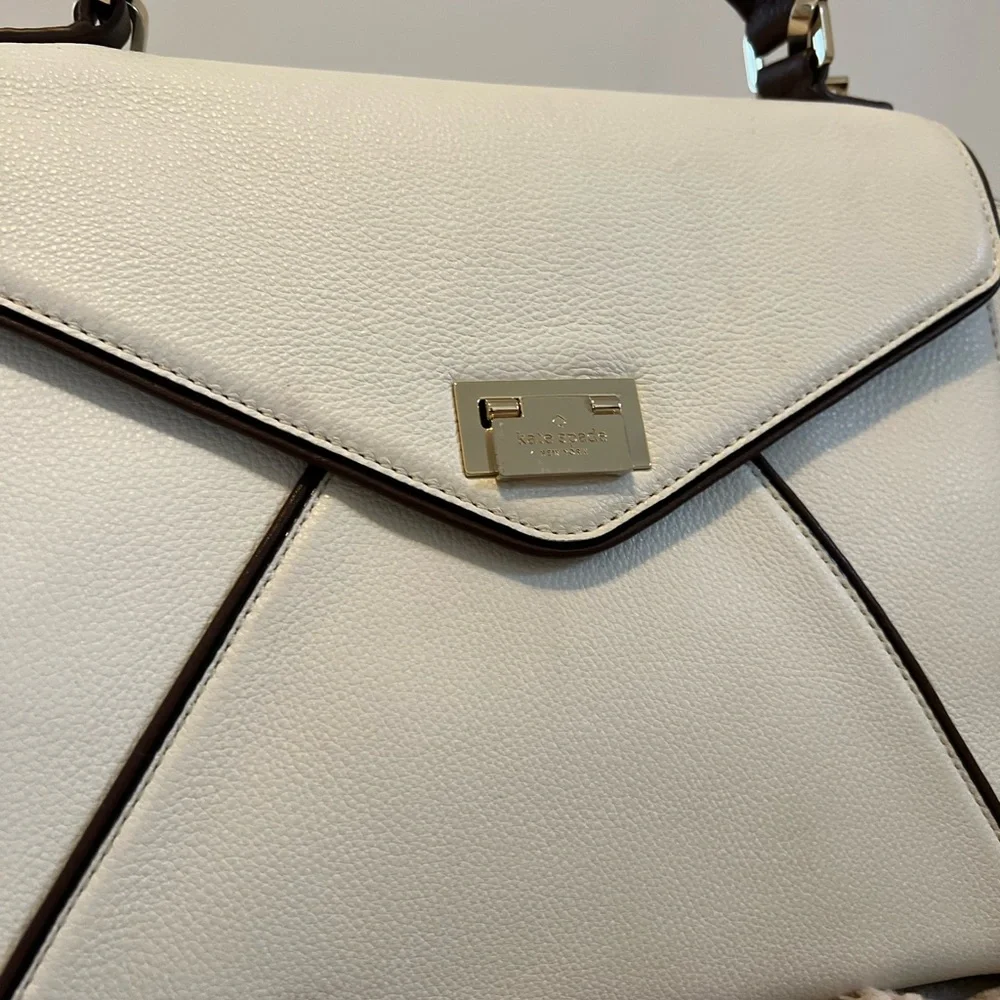 KATE SPADE PURSE - Picture 2 of 7